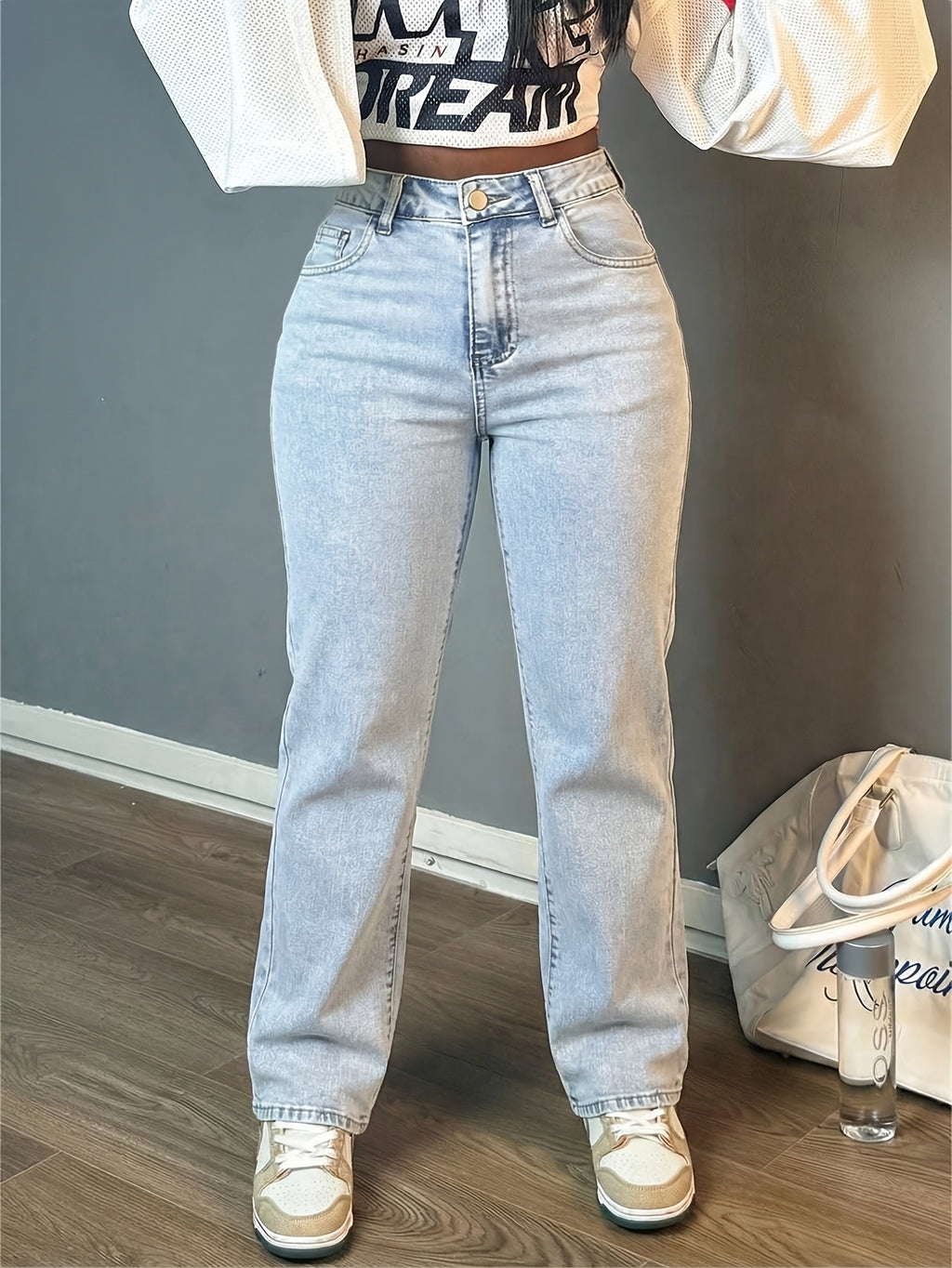 womens high waisted light wash straight leg jeans loose fit