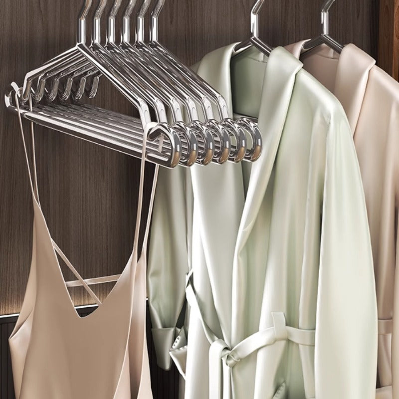 20 reinforced metal hangers non slip   shoulders