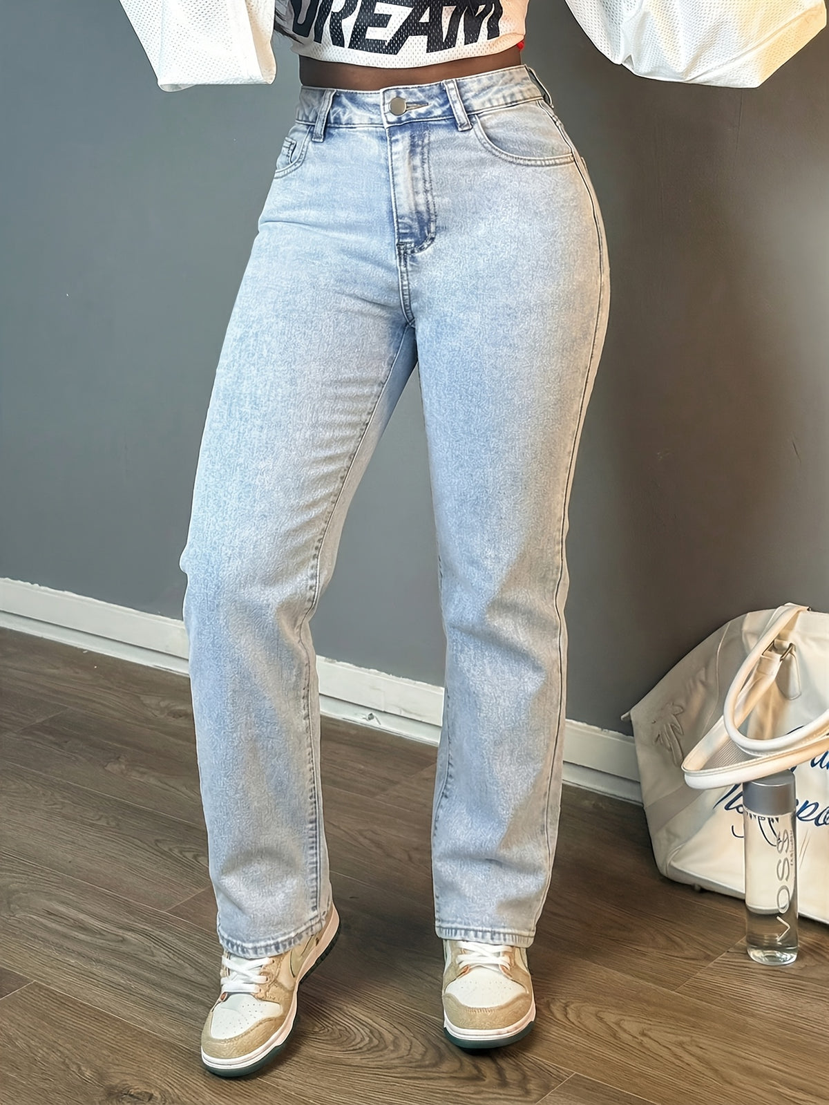 womens high waisted light wash straight leg jeans loose fit